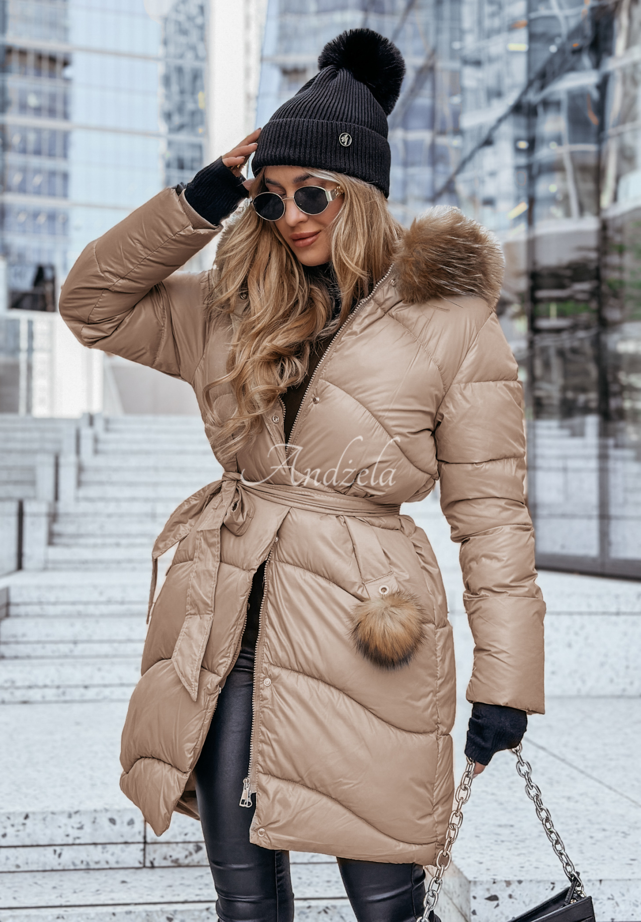 Long quilted jacket with fur Snow Offense mocha
