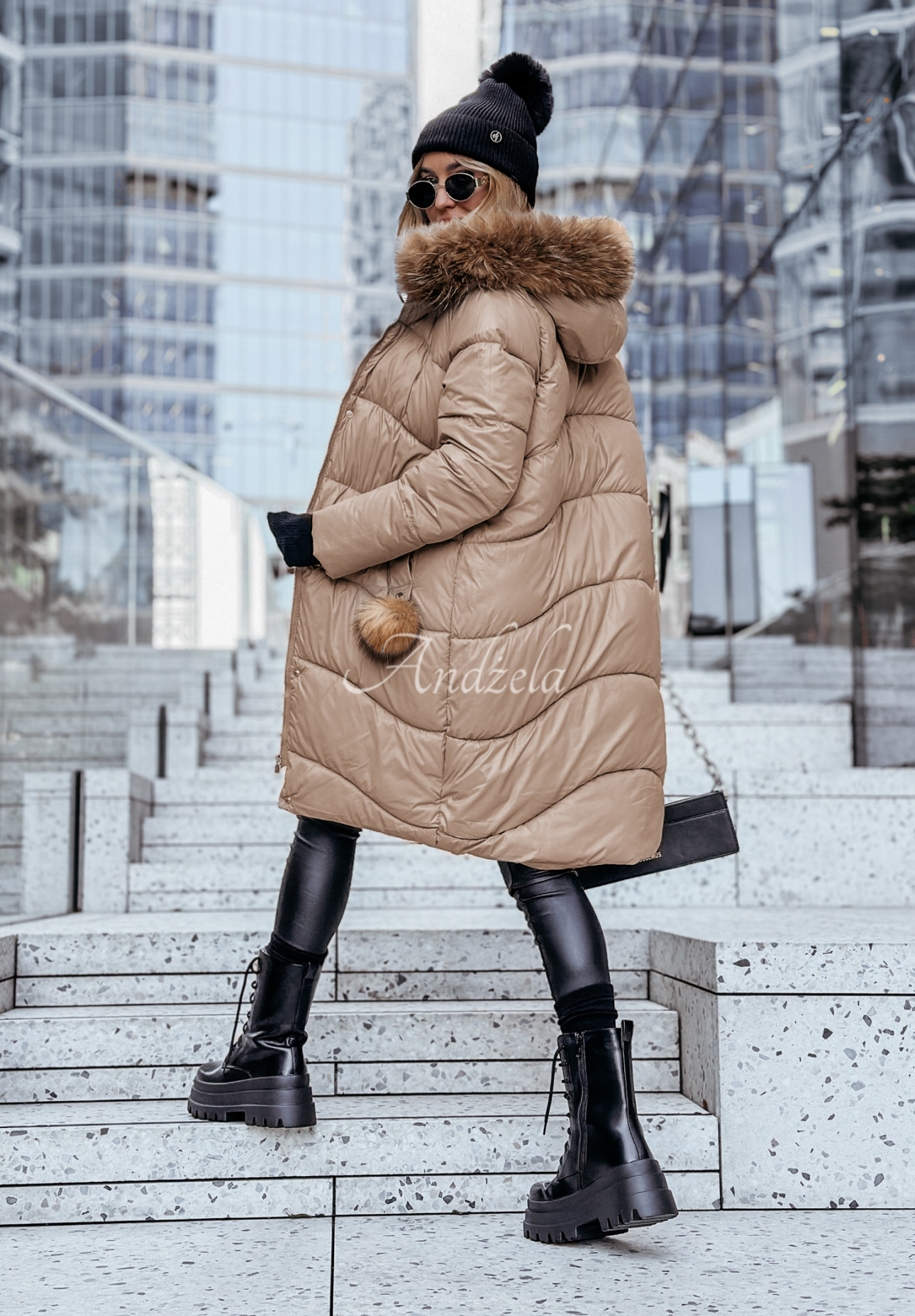 Long quilted jacket with fur Snow Offense mocha