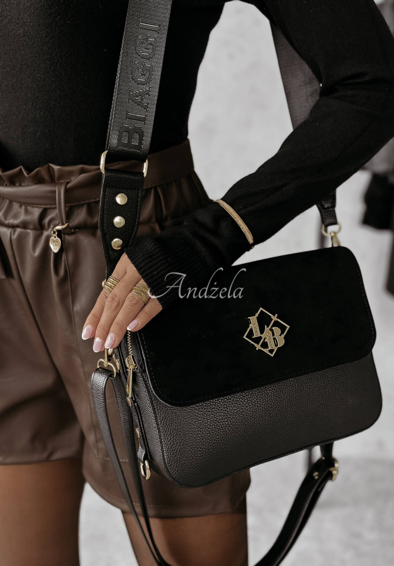 Mirri leather handbag black