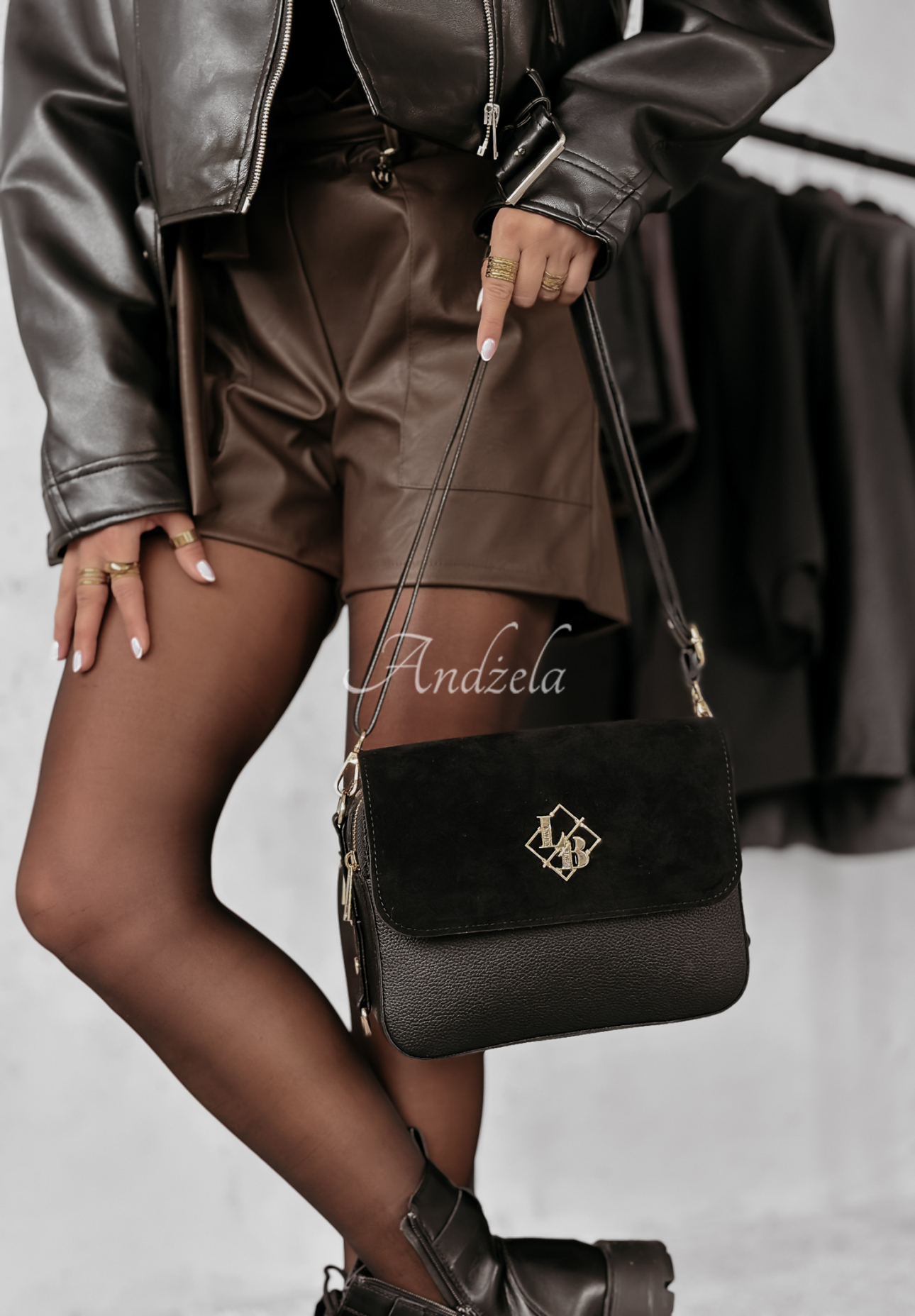 Mirri leather handbag black