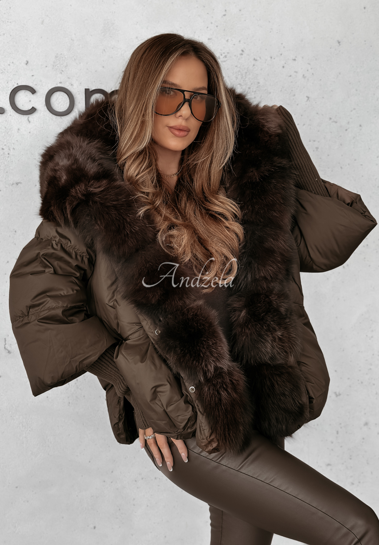 Down jacket with fur Winter Mood chocolate.