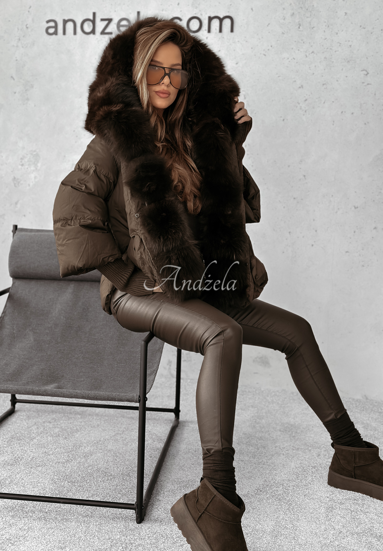 Down jacket with fur Winter Mood chocolate.