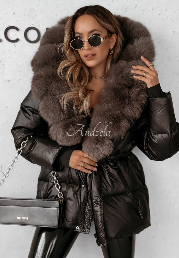 Kr&oacute;tka puchowa kurtka z futerkiem Ice Kingdom czarna