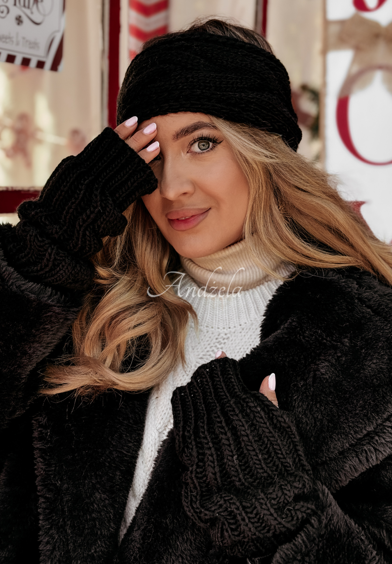 Braided gloves Winter Wishes black