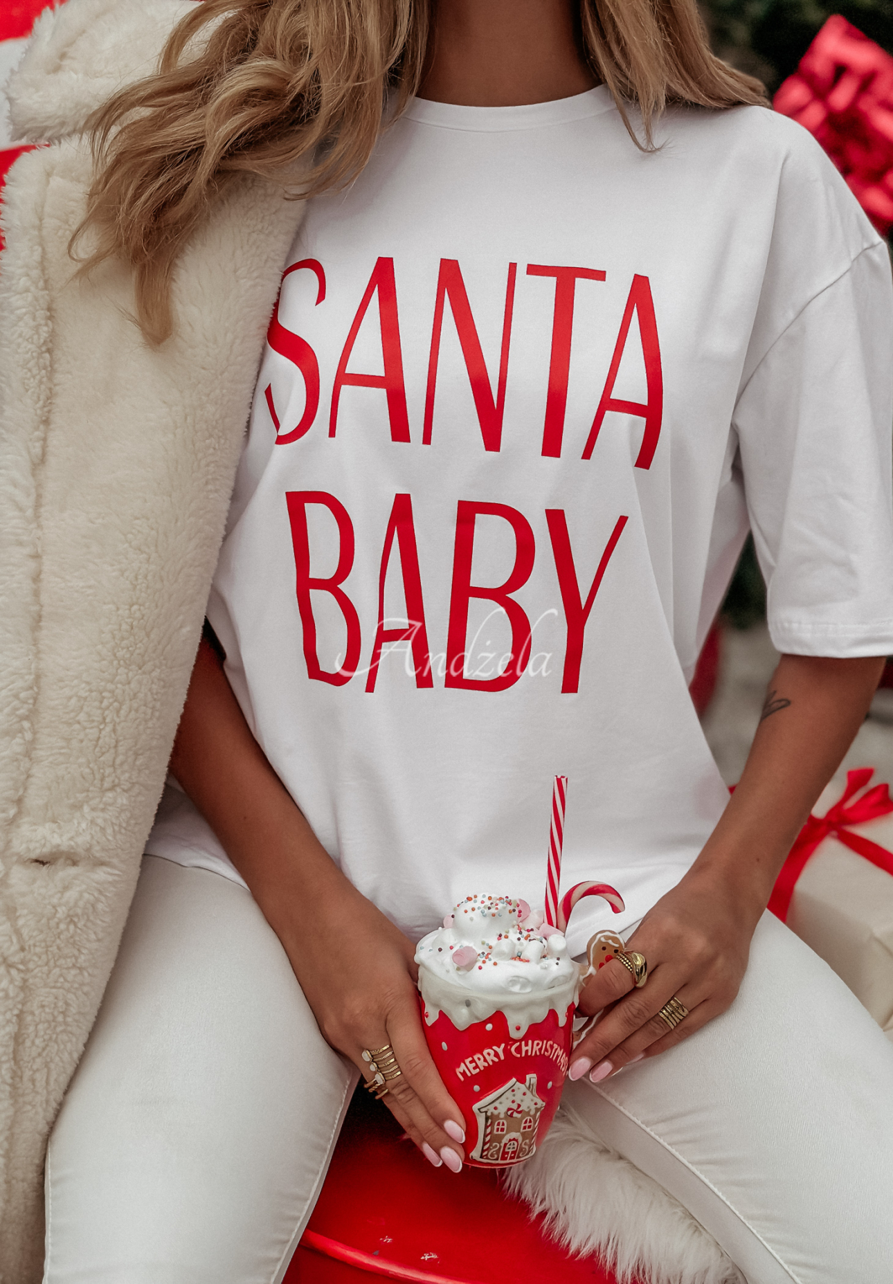 Świąteczny T-shirt z nadrukiem Santa Baby biały