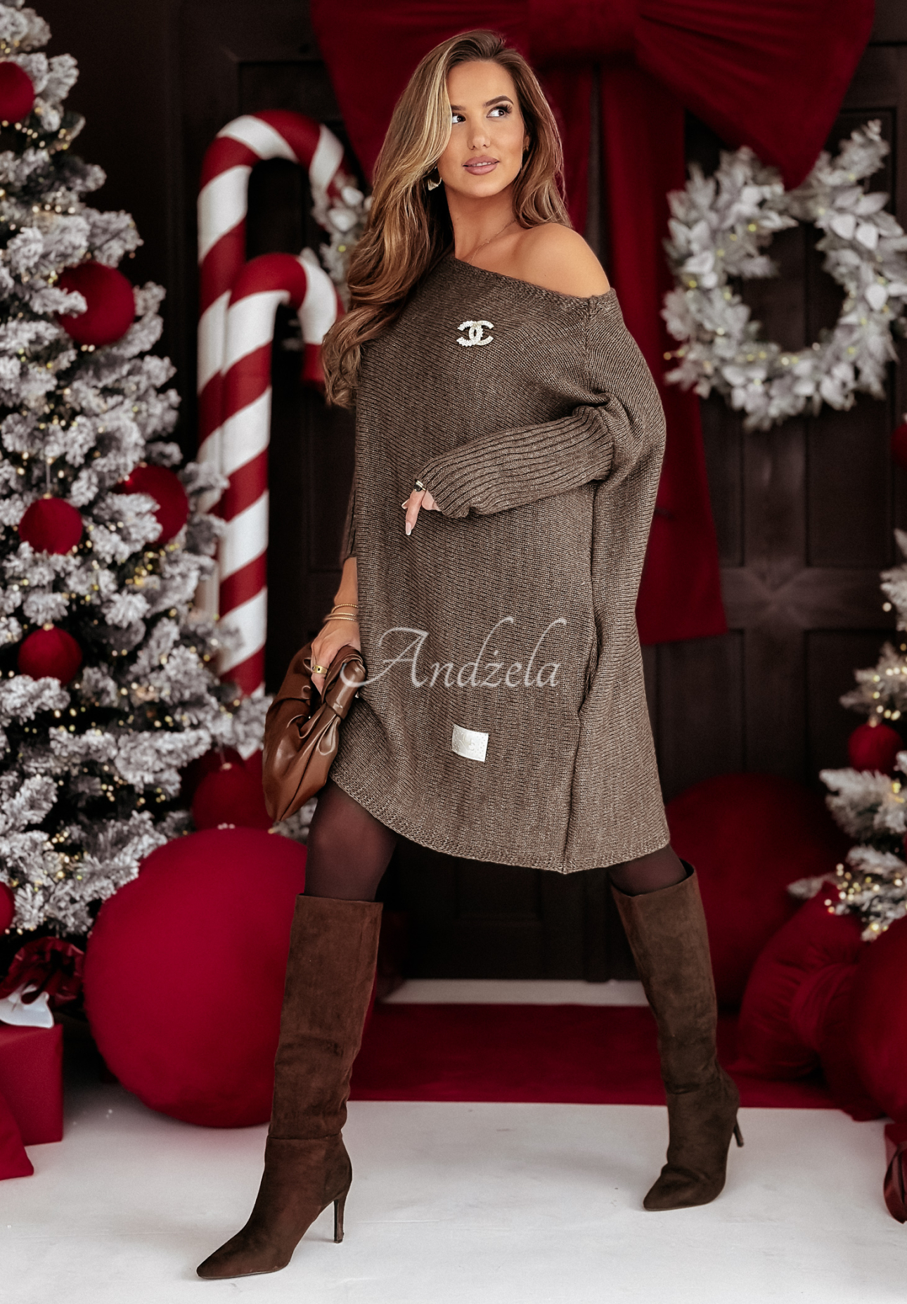 Knitted sweater dress oversize California chocolate