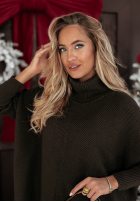 Sweter ovresize z golfem Winter Hue czekoladowy