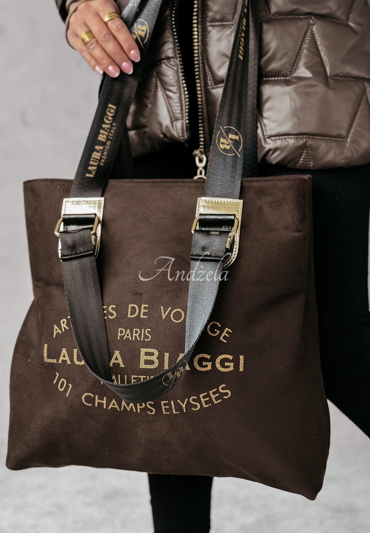 Voyage chocolate suede handbag