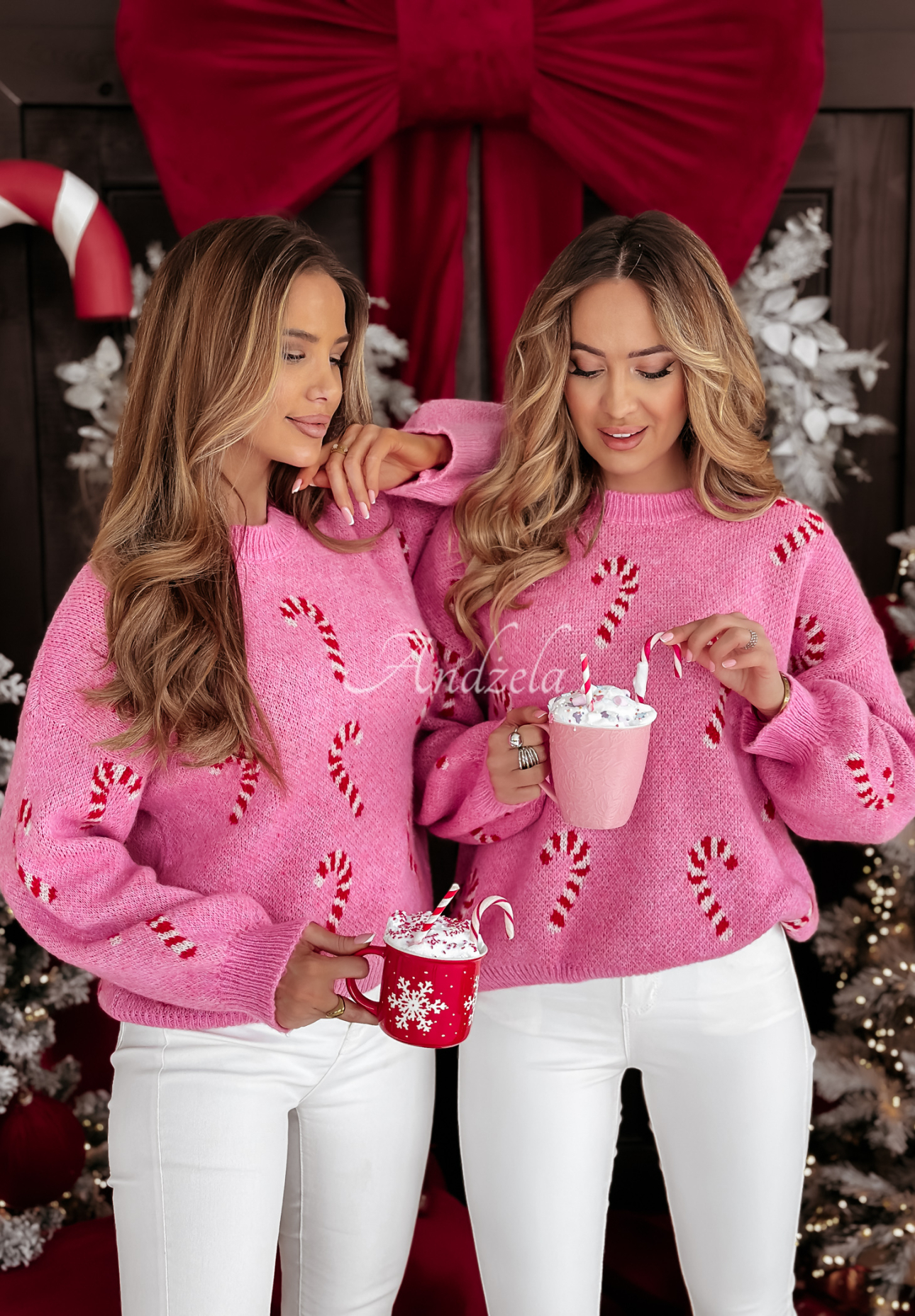 Świąteczny sweter we wzory Sweet Candy Canes różowy