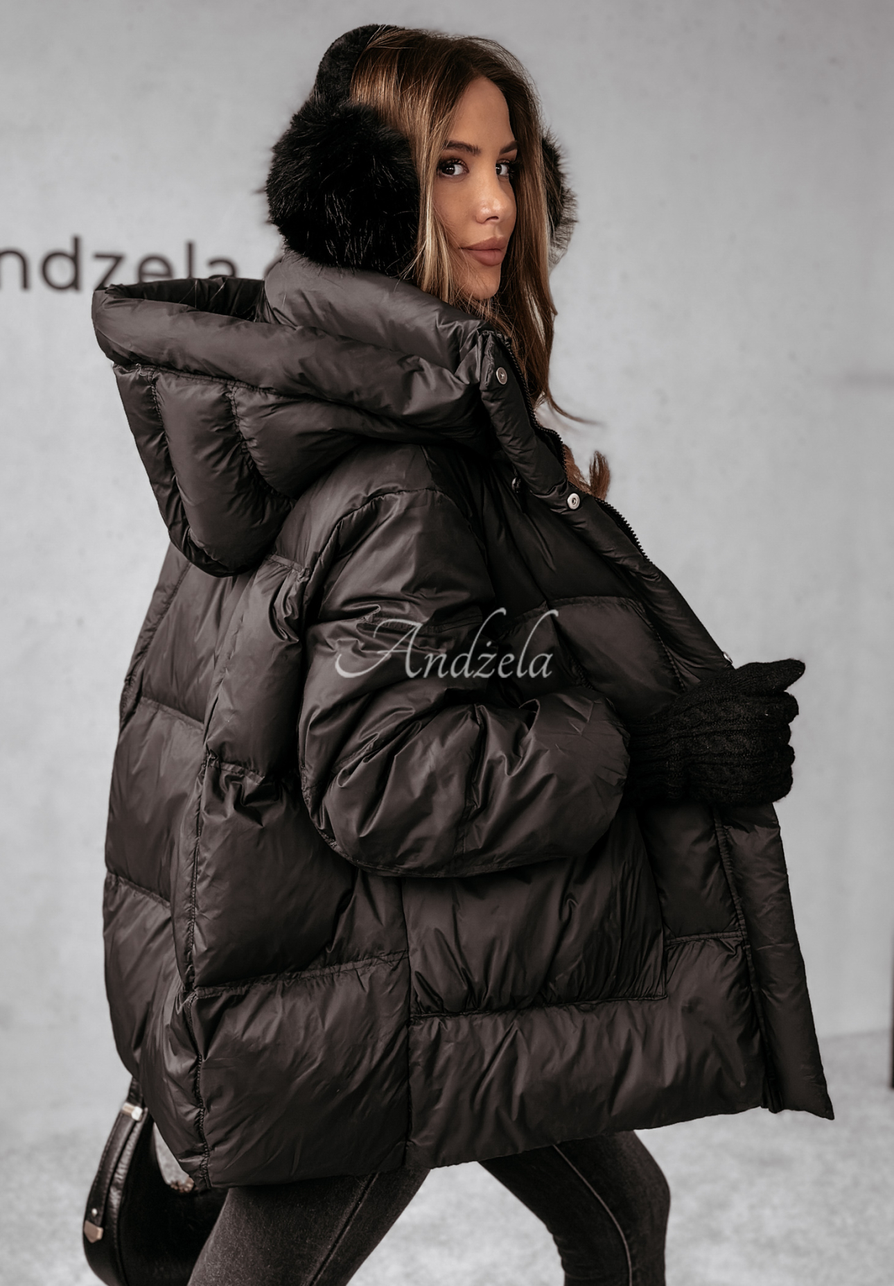 Watch It Snow down jacket black