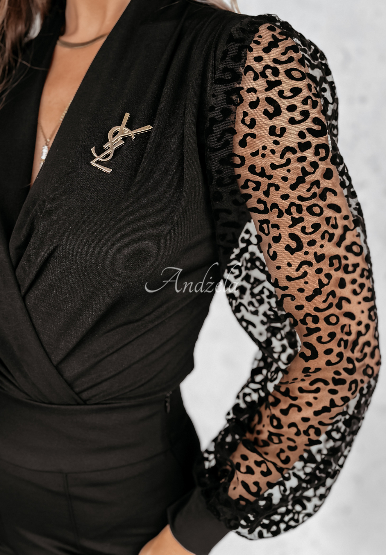 Body with panther sleeves About You black