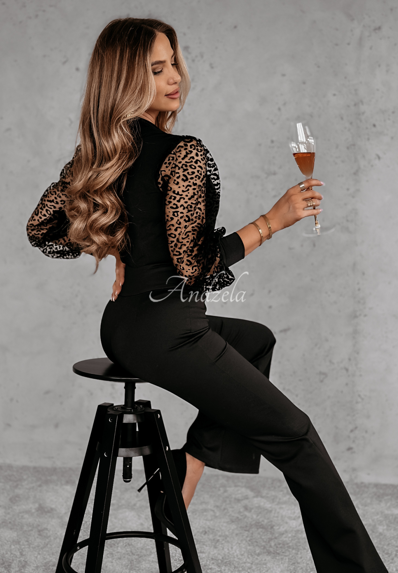 Body with panther sleeves About You black