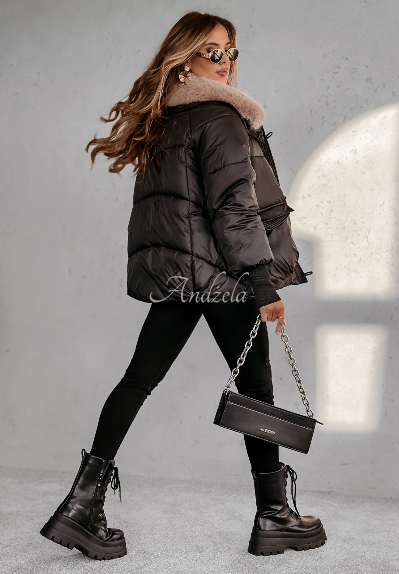 Short jacket with fur Hello December black