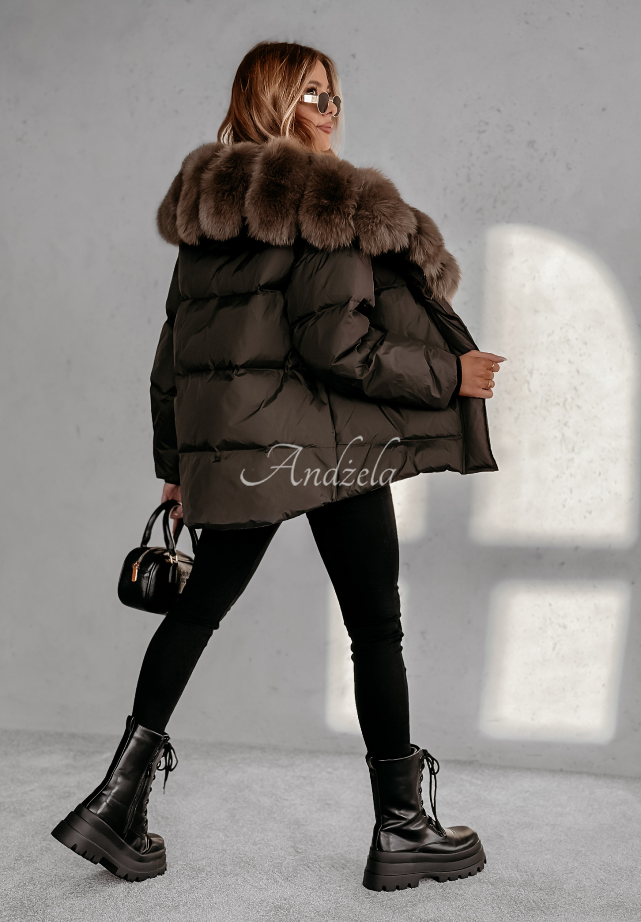 Short jacket with fur Winterful Life chocolate.