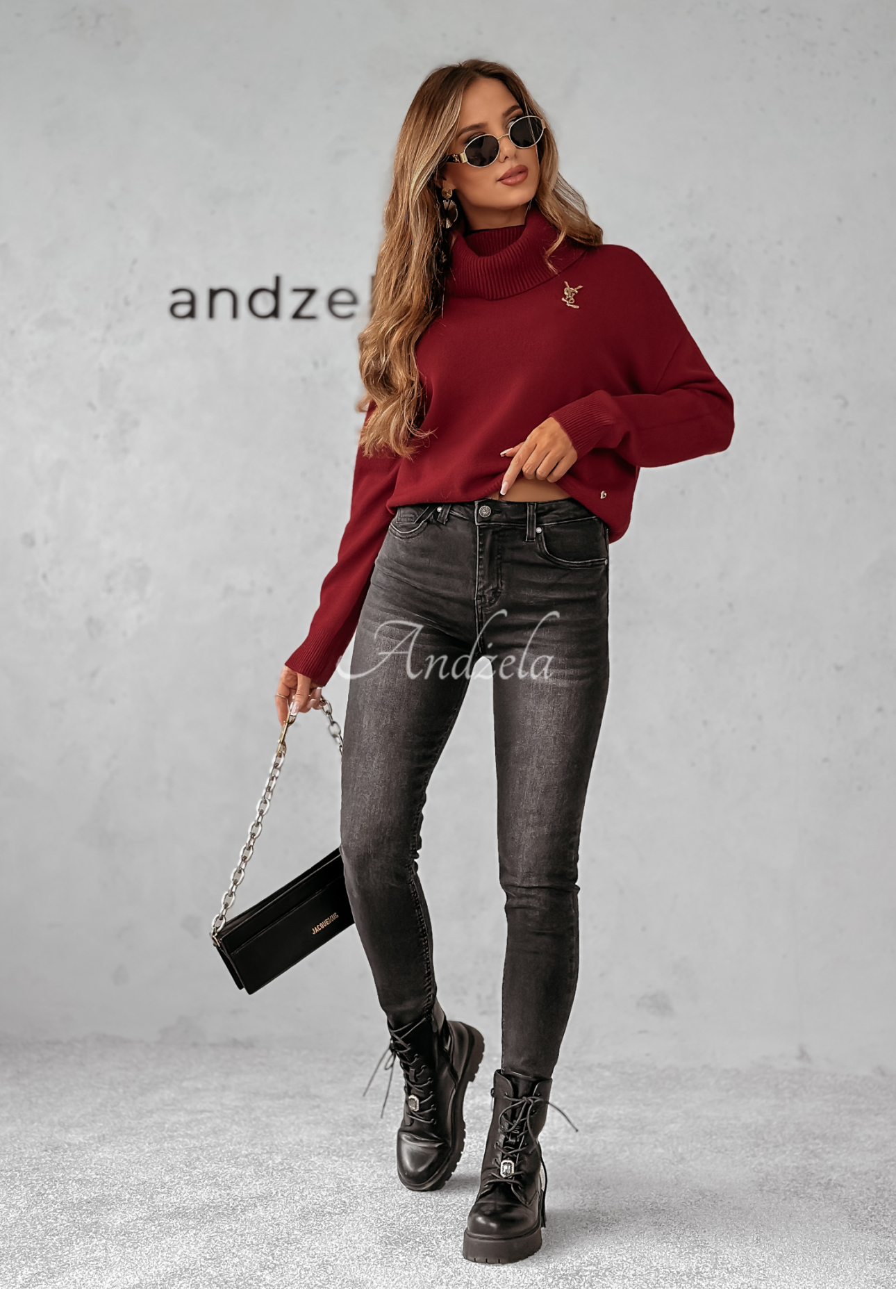 Sweter z golfem Cozy Clouds burgundowy