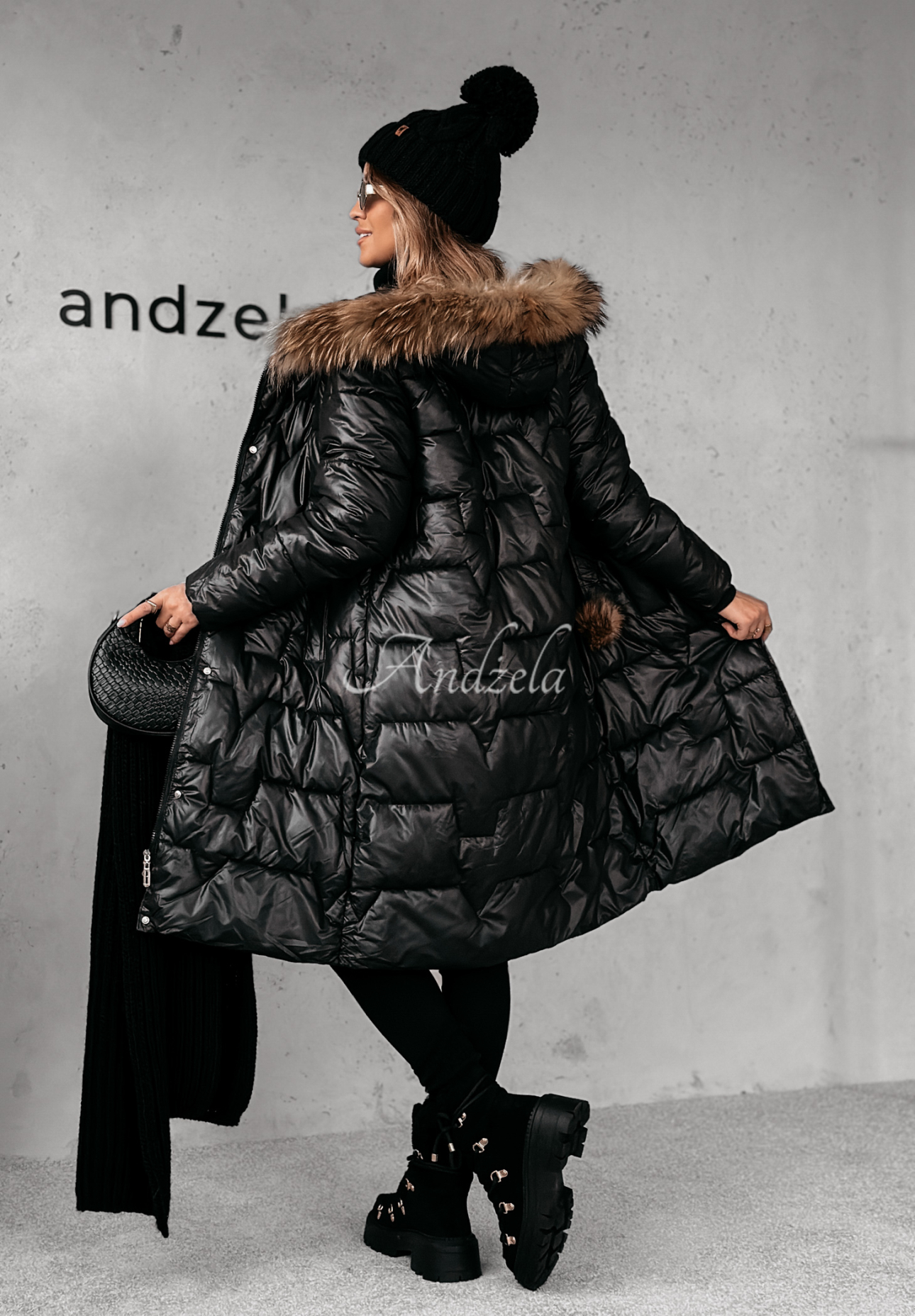 Frostbite quilted fur jacket black