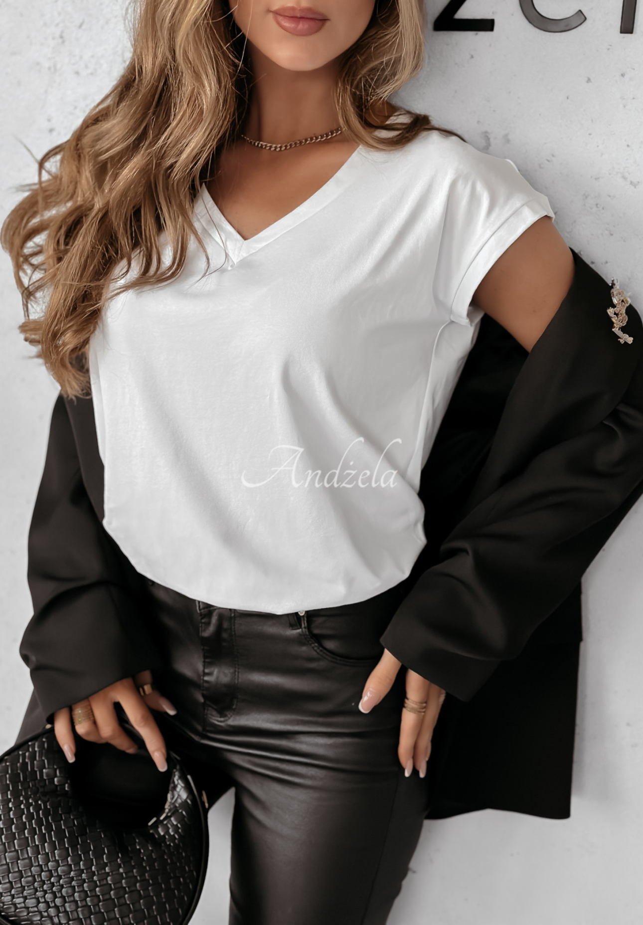 Bawełniany T-shirt V-neck biały