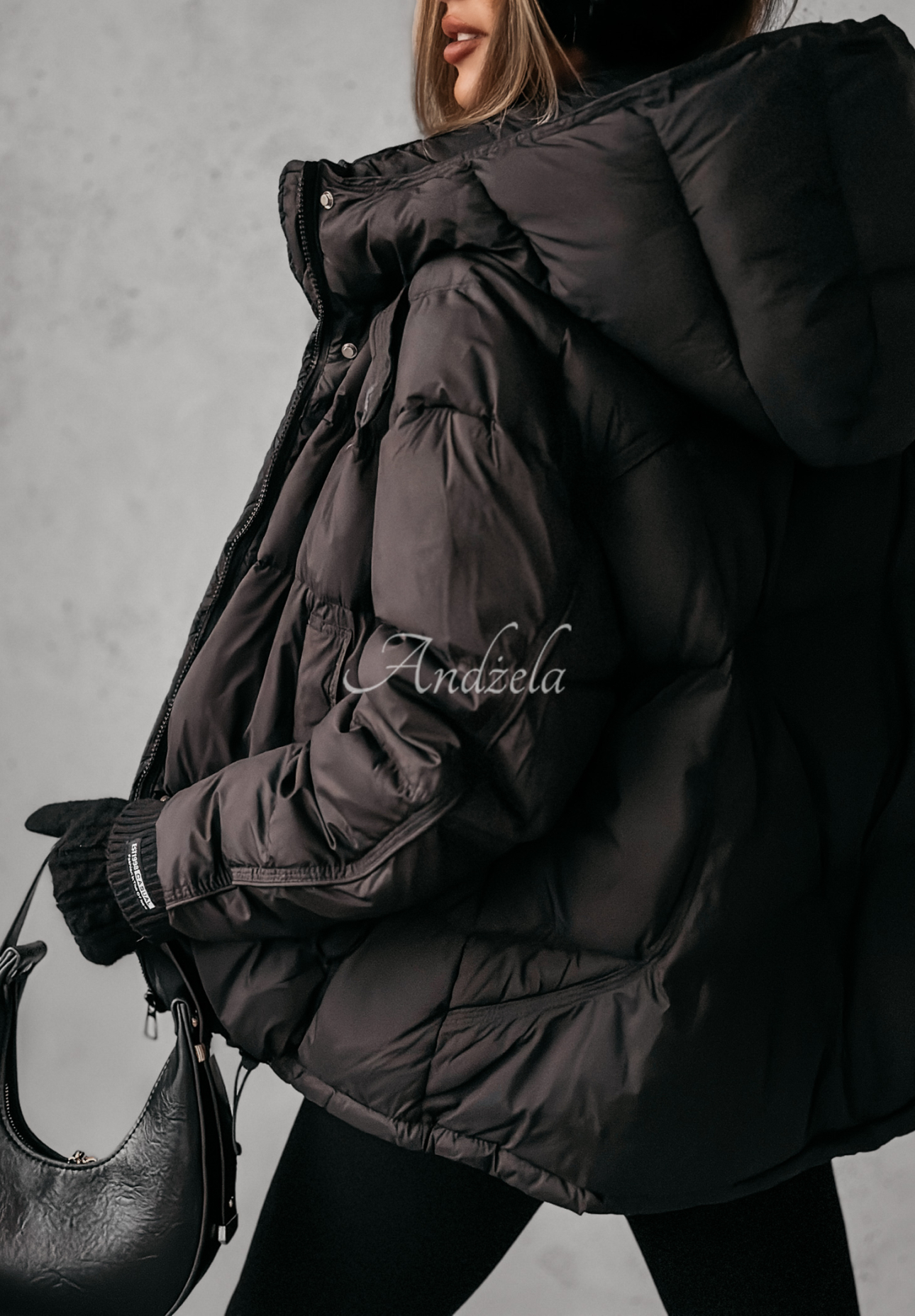 Aurora Skies hooded down jacket black