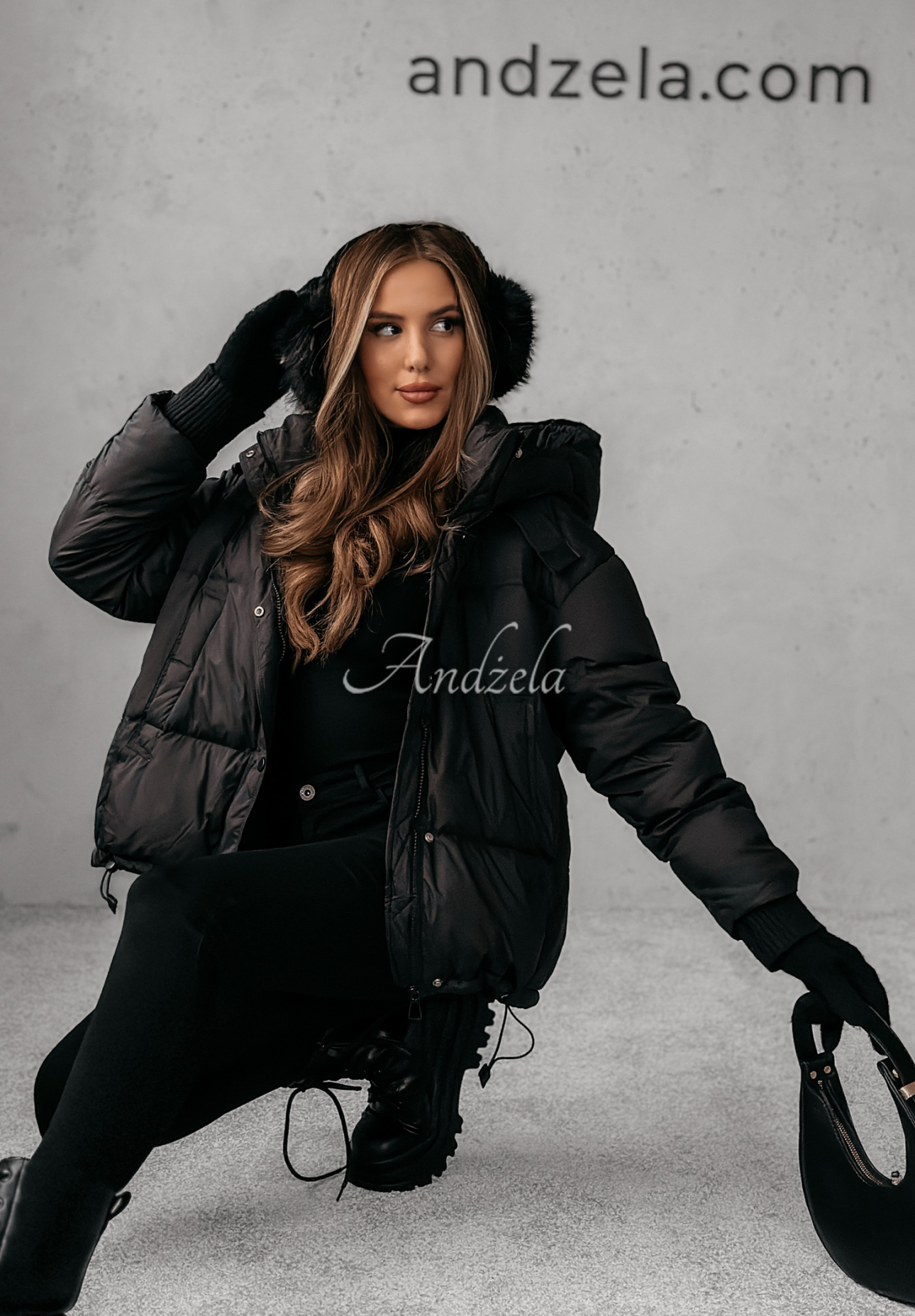 Aurora Skies hooded down jacket black