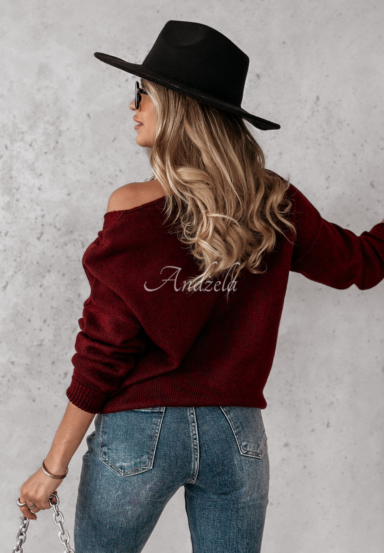 Caffe Latte neckline sweater burgundy