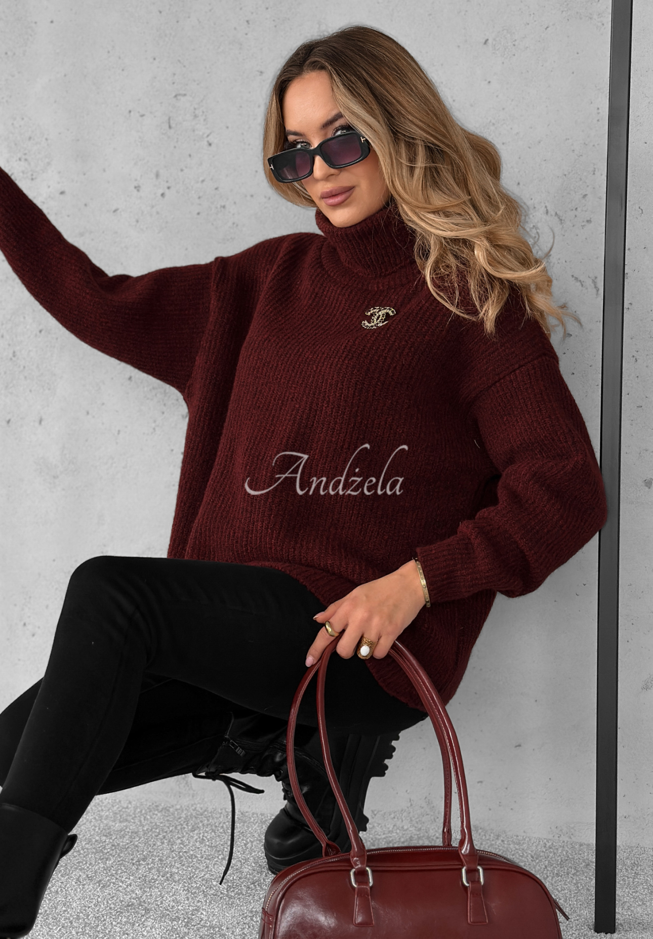 Sweter oversize z golfem Fuller burgundowy