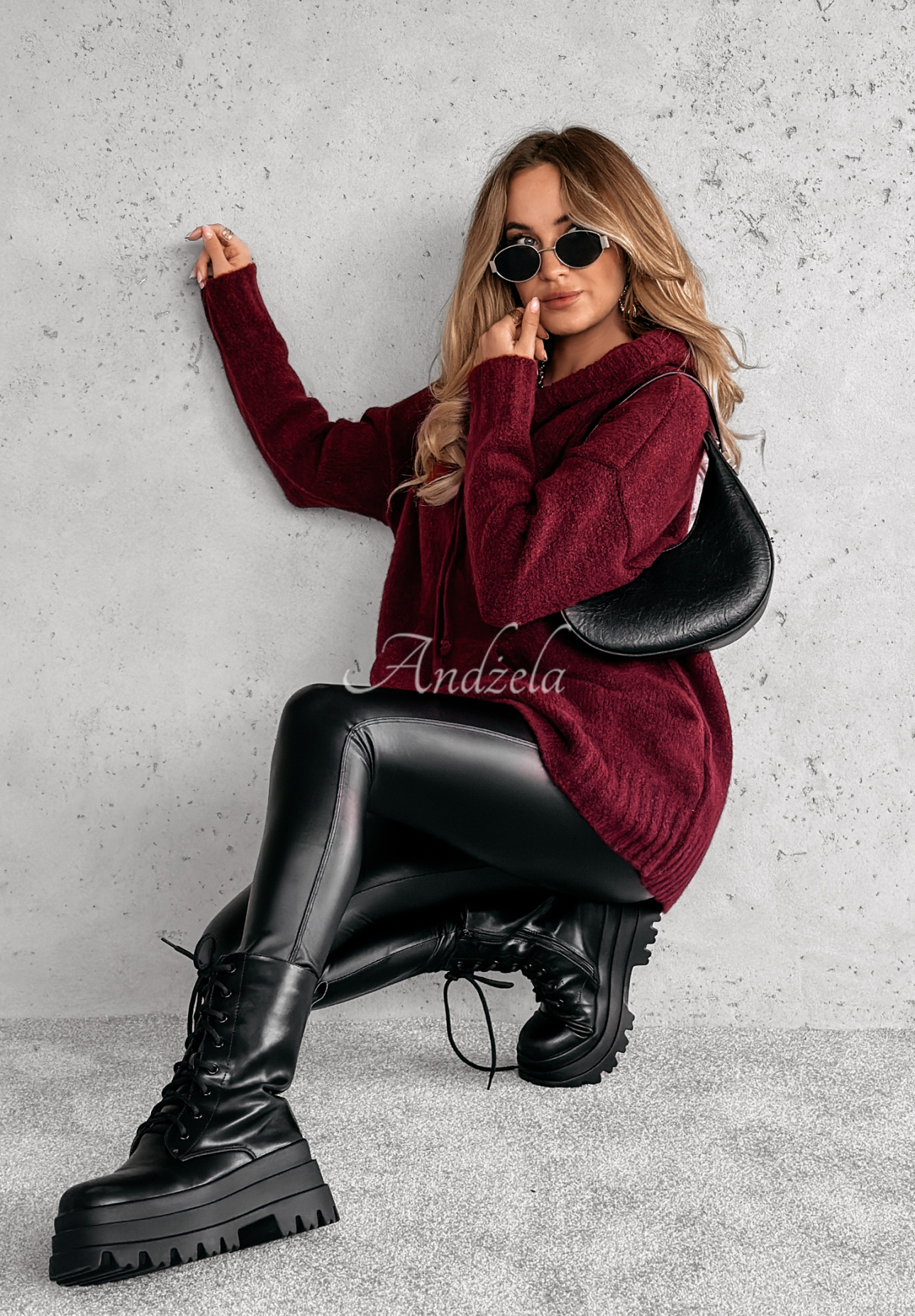 Carra oversize hooded sweater burgundy