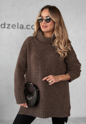 Sweter oversize z golfem i wełną Benin czekoladowy