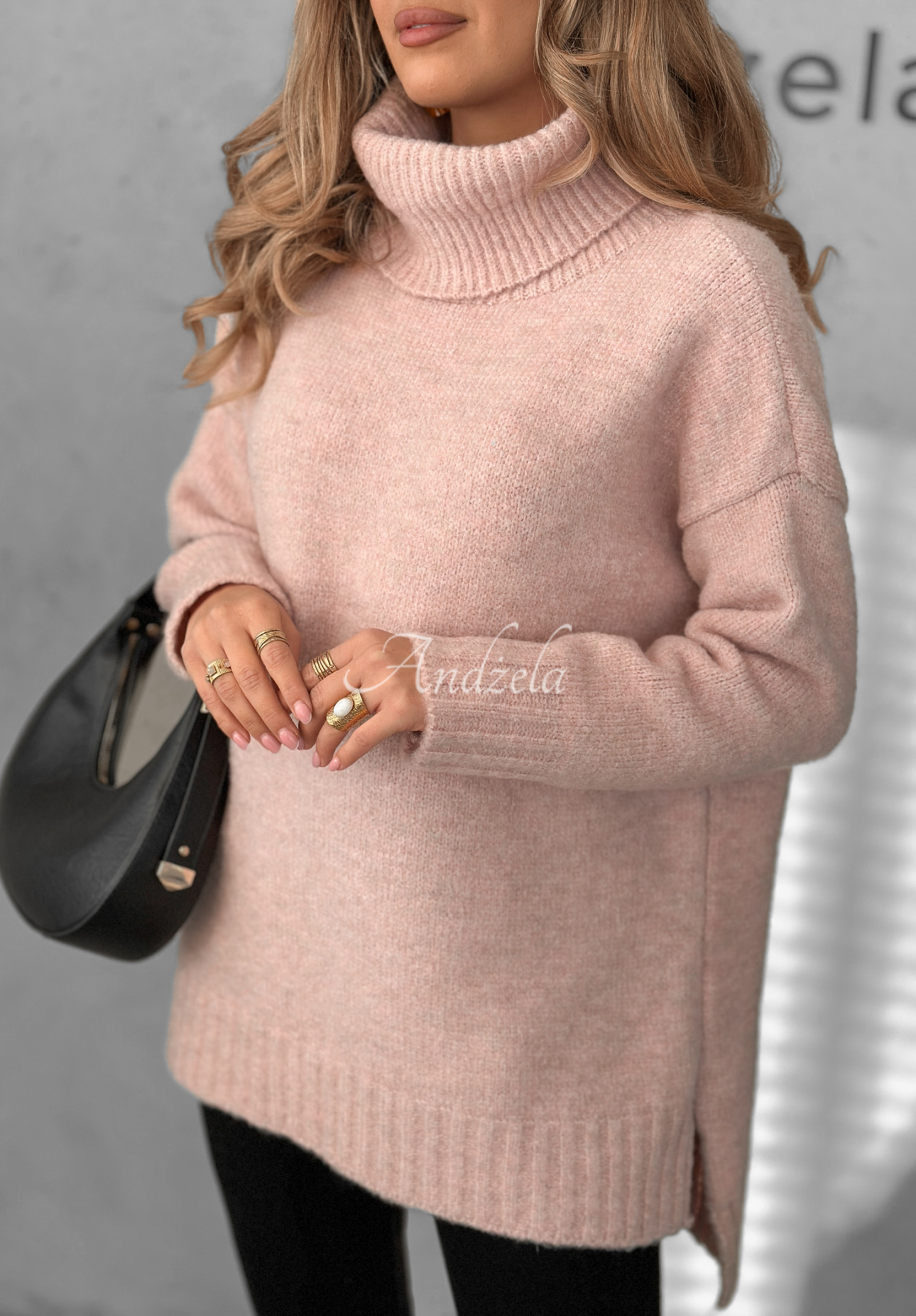 Oversize sweater with turtleneck Benin powder pink