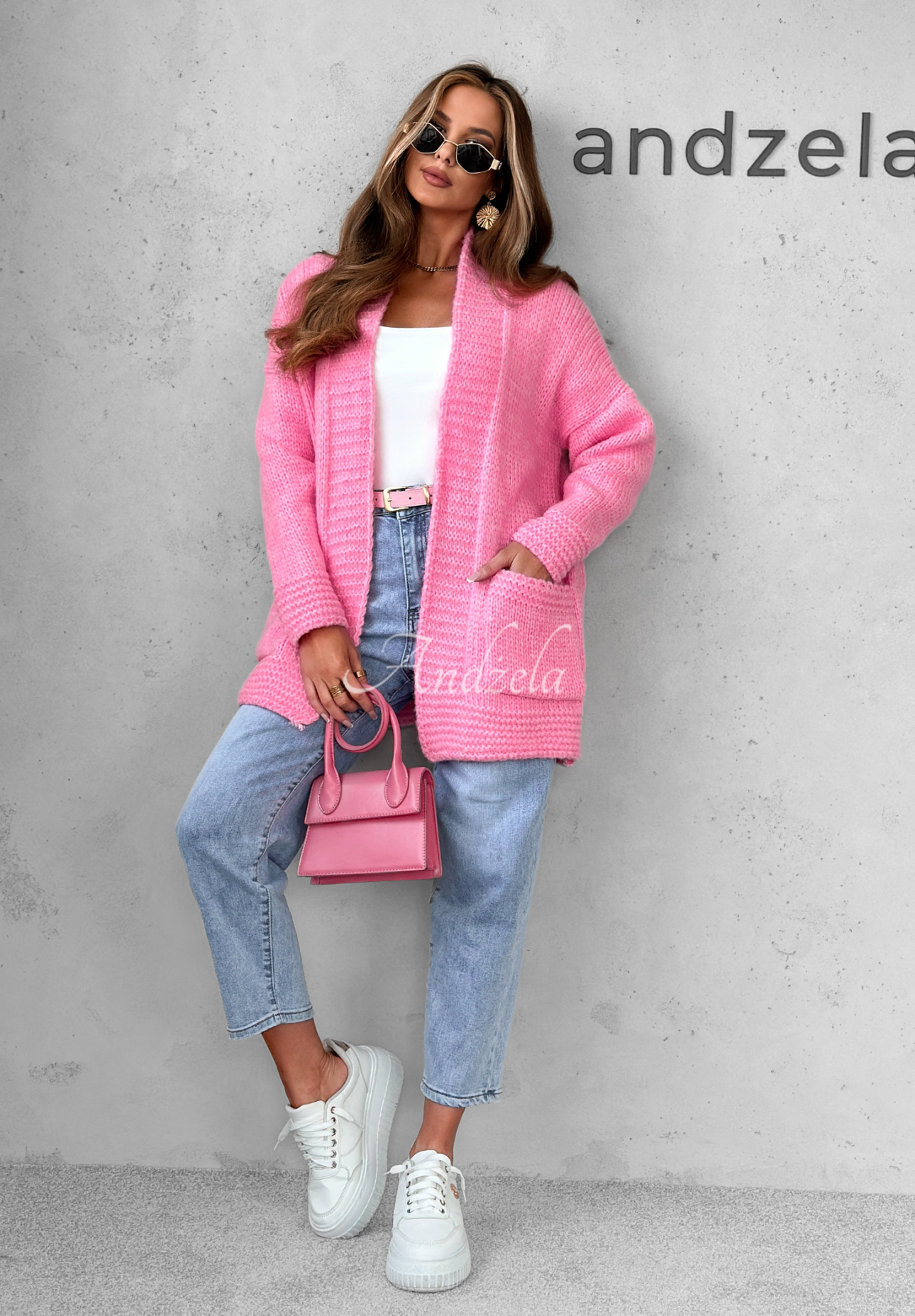Short oversize cardigan Cozy Drape pink