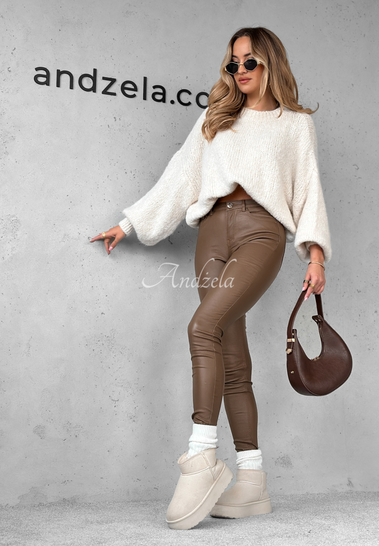 Isabell chocolate waxed pants