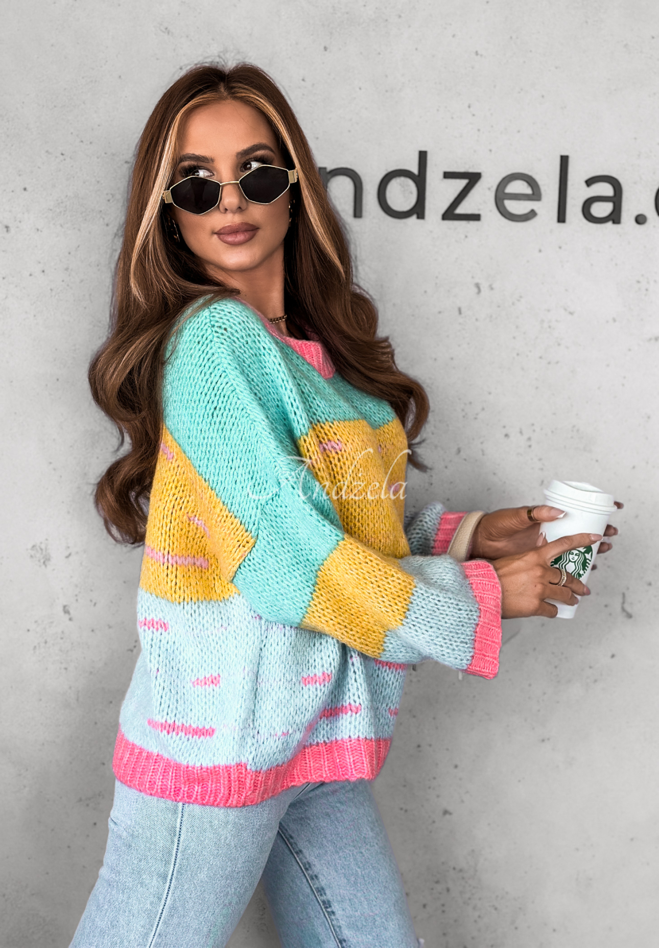 Sweter oversize z wełną Speak Up niebiesko-żółty