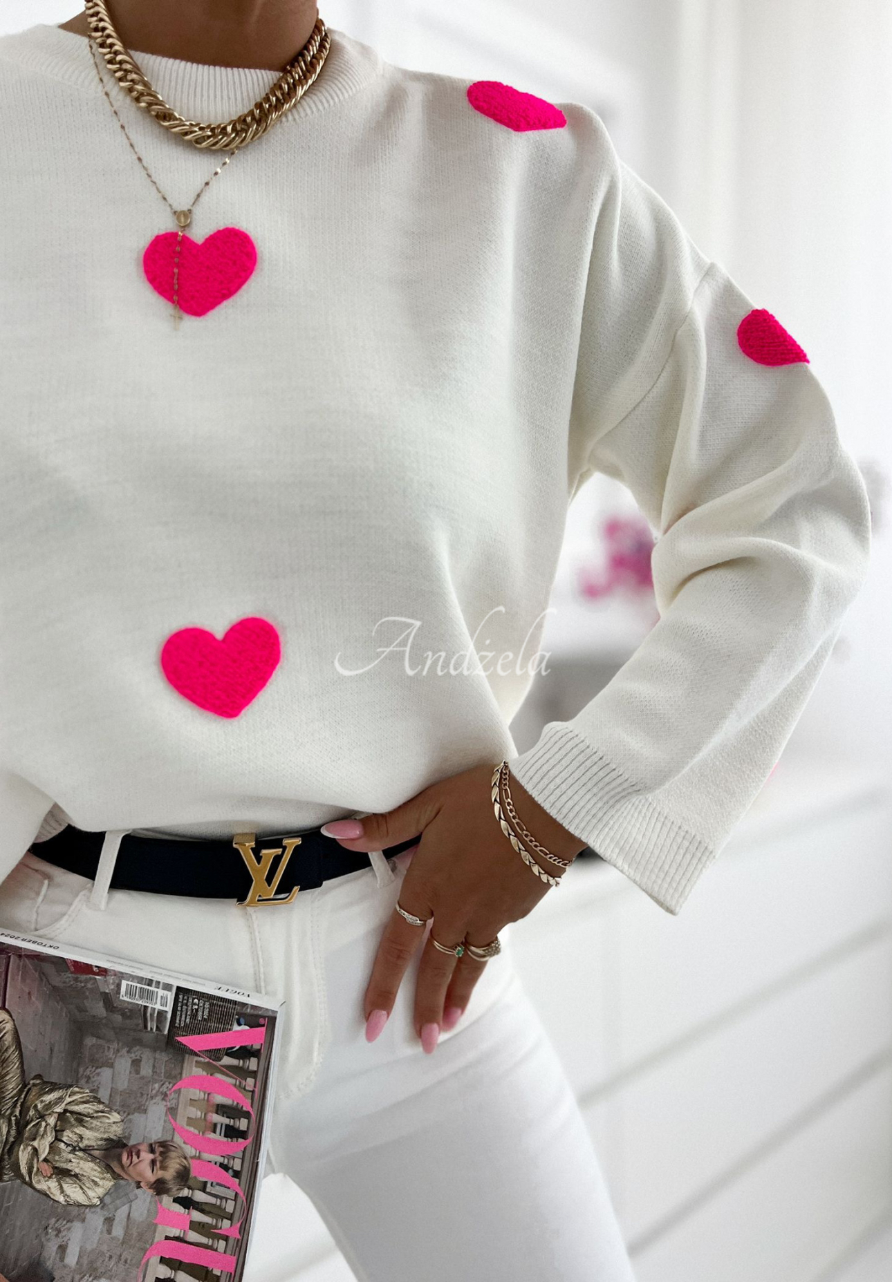 Heart sweater Let Me Love You white and pink