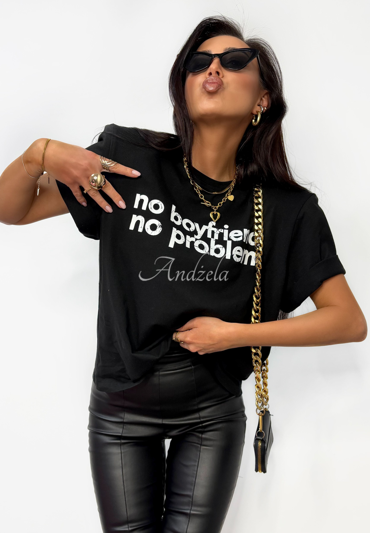 T-shirt z nadrukiem La Milla No Boyfriend No Problem czarny