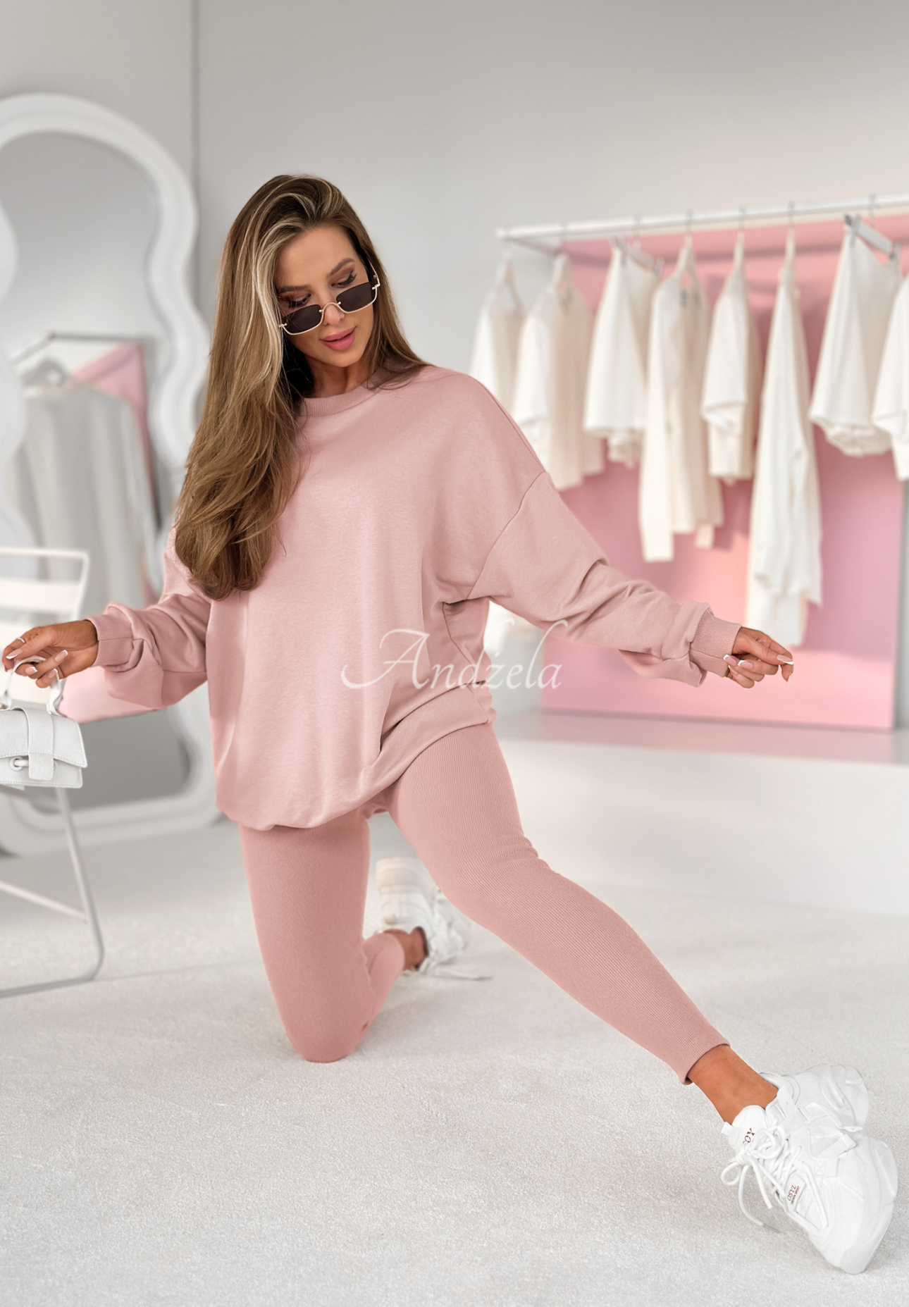 Komplet bluza i legginsy The Only Way pudrowy róż