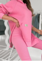 Sweatshirt z kieszenią i kapturem Siempre in pink