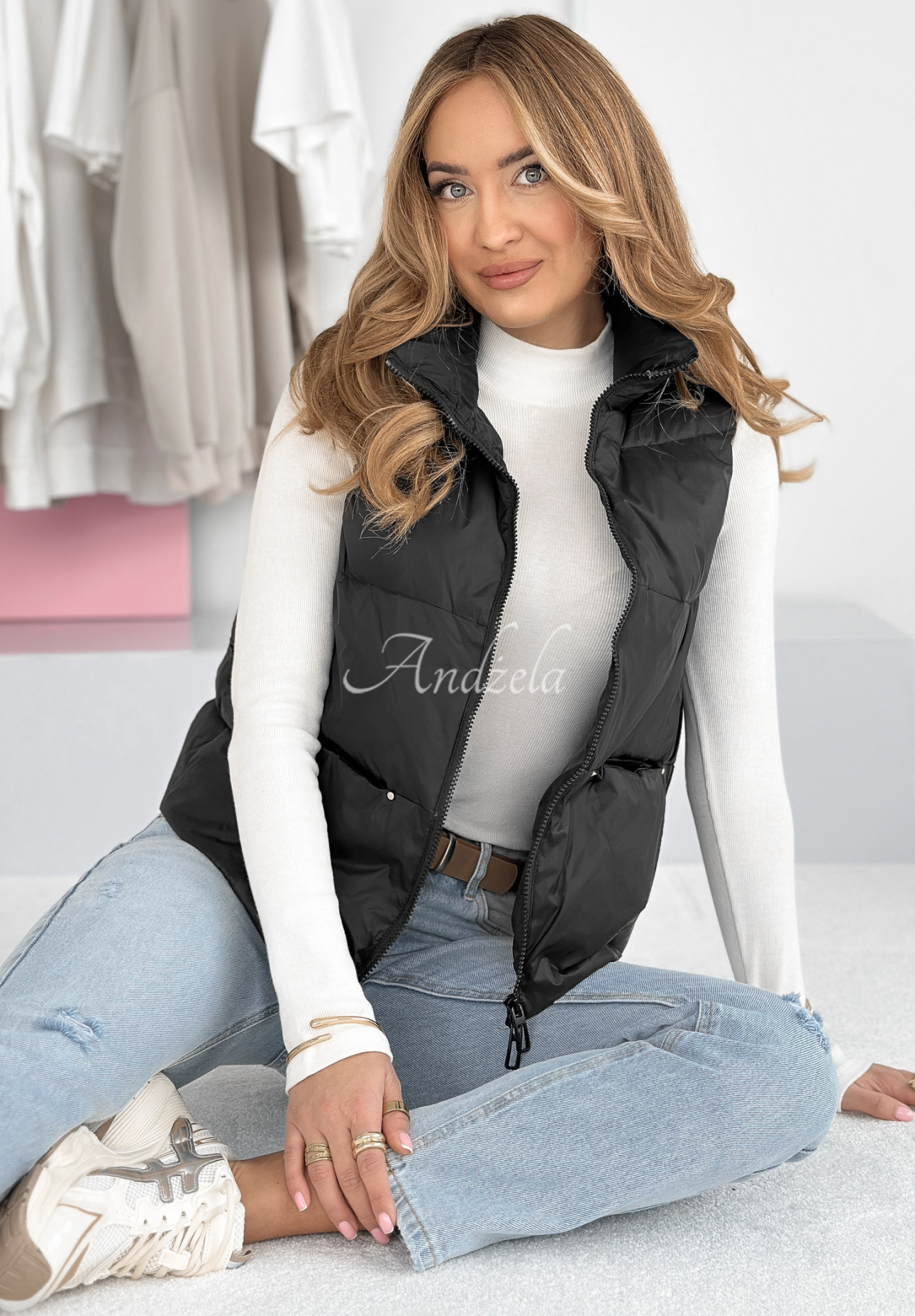 Say Nothing down vest black