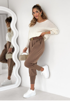 Materiałowe spodnie The First Try mokka