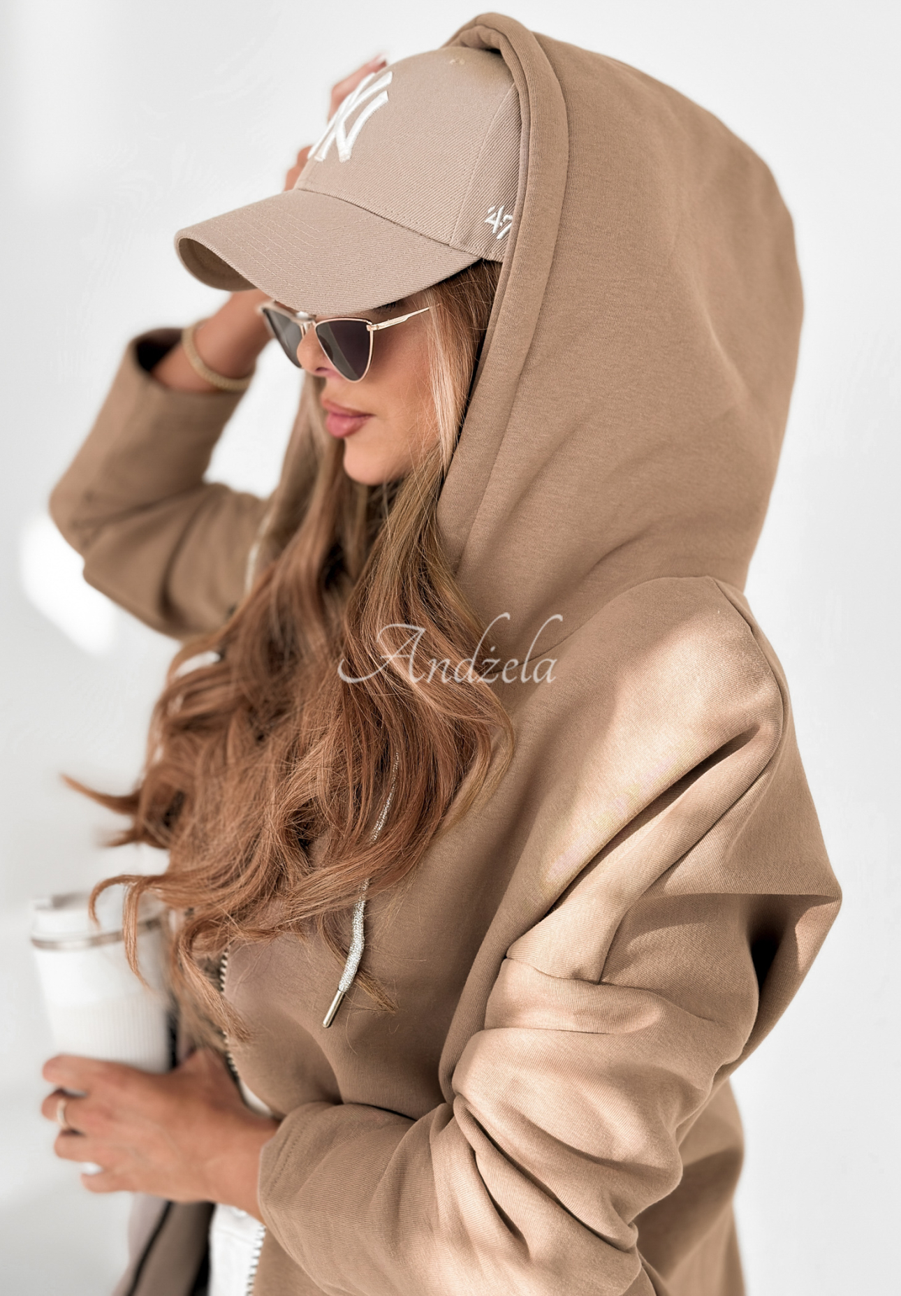 Peaceful Mind long hoodie beige