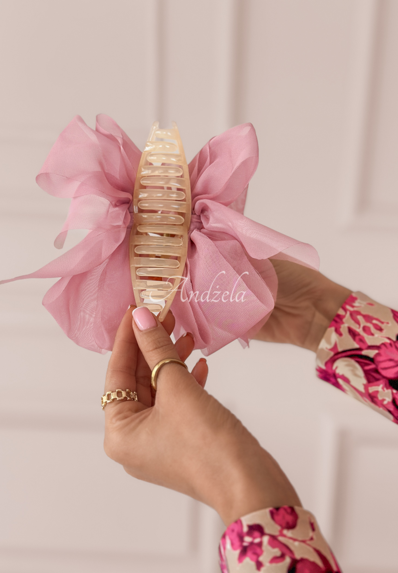 Hair clip with bow So Grateful powder pink