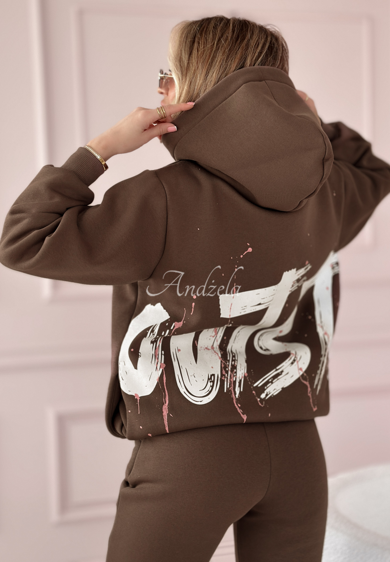 Outstand printed tracksuit set chocolate