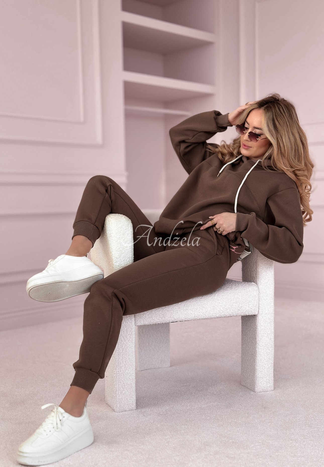 Outstand printed tracksuit set chocolate