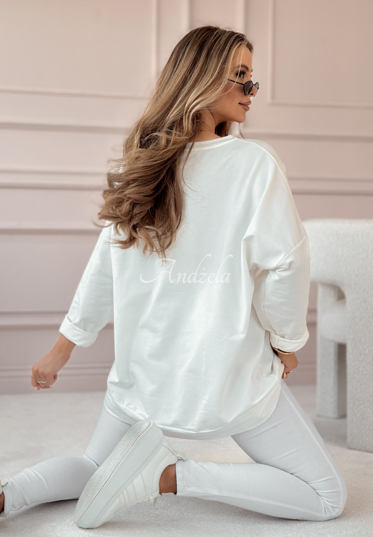 Oversize sweatshirt with Pay My Bills print white