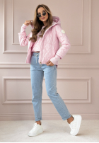 Krótka pikowana kurtka z kapturem Days Are Brighter różowa