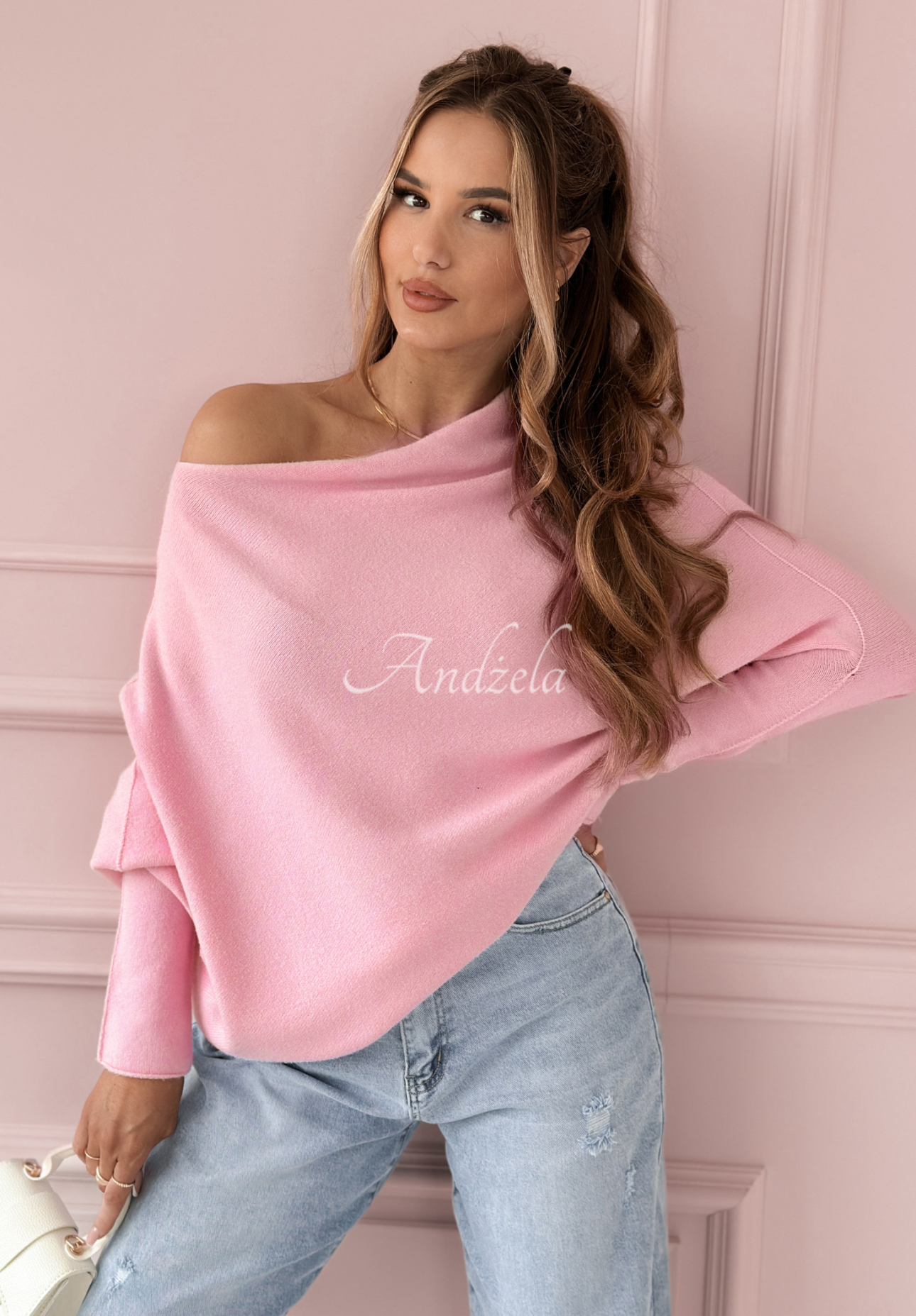 Sweter oversize z wiskozą Found Each Other różowy