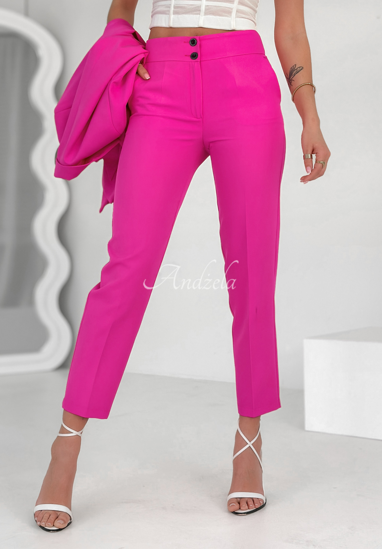 Elegant Runway Ready fuchsia cigarette pants