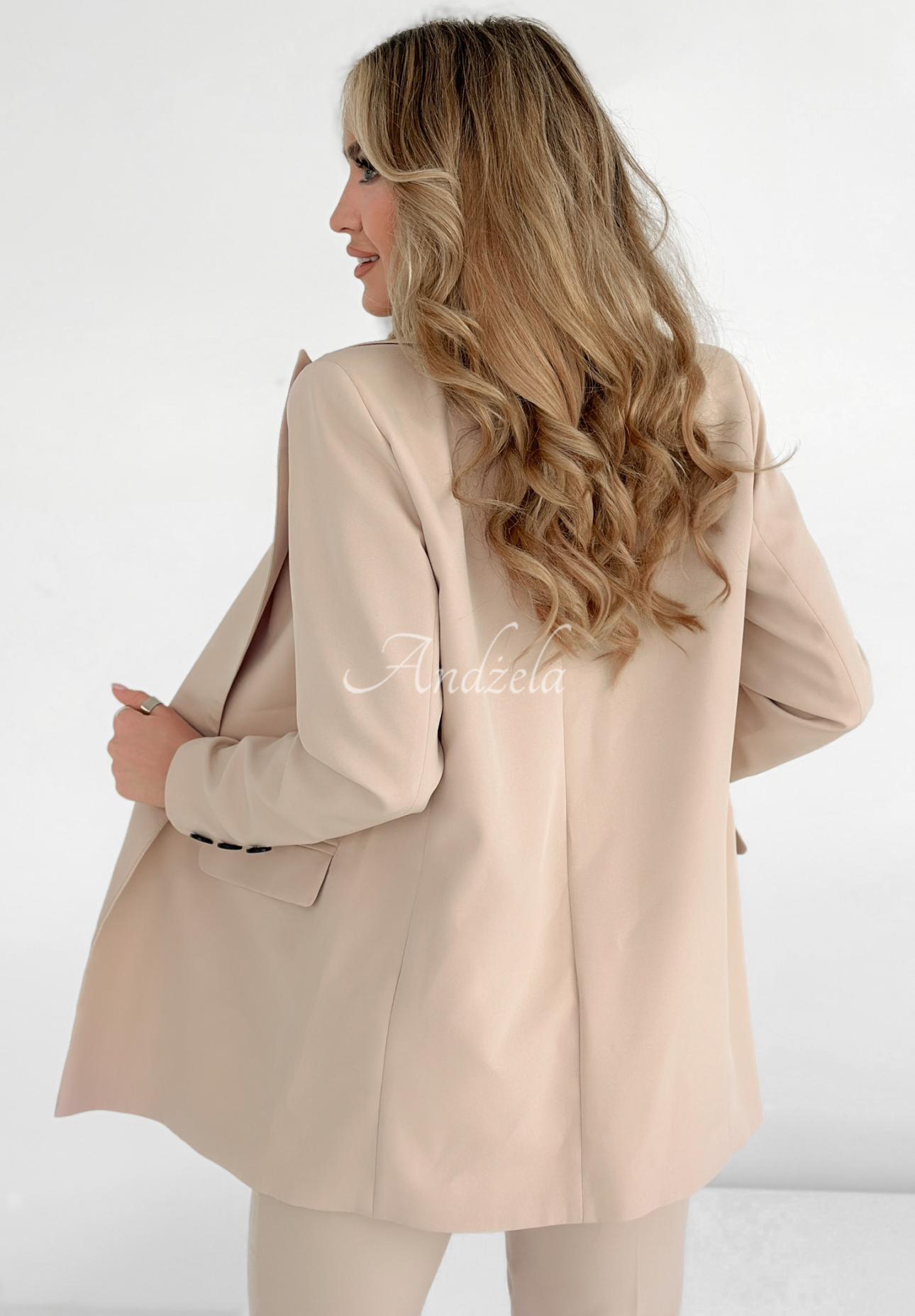 Runway Ready jacket beige