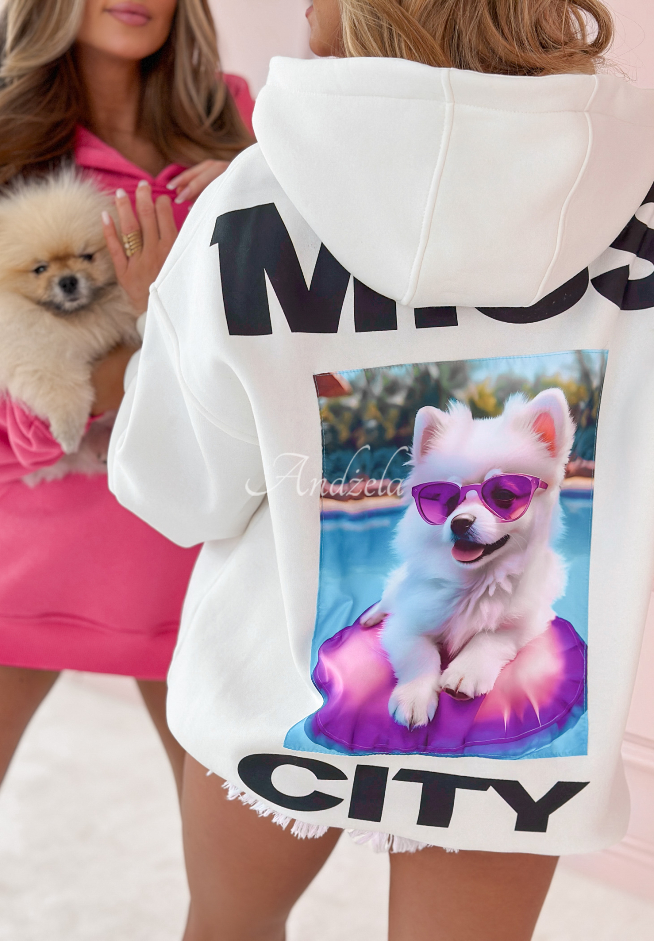 MC Pool Party printed sweatshirt ecru