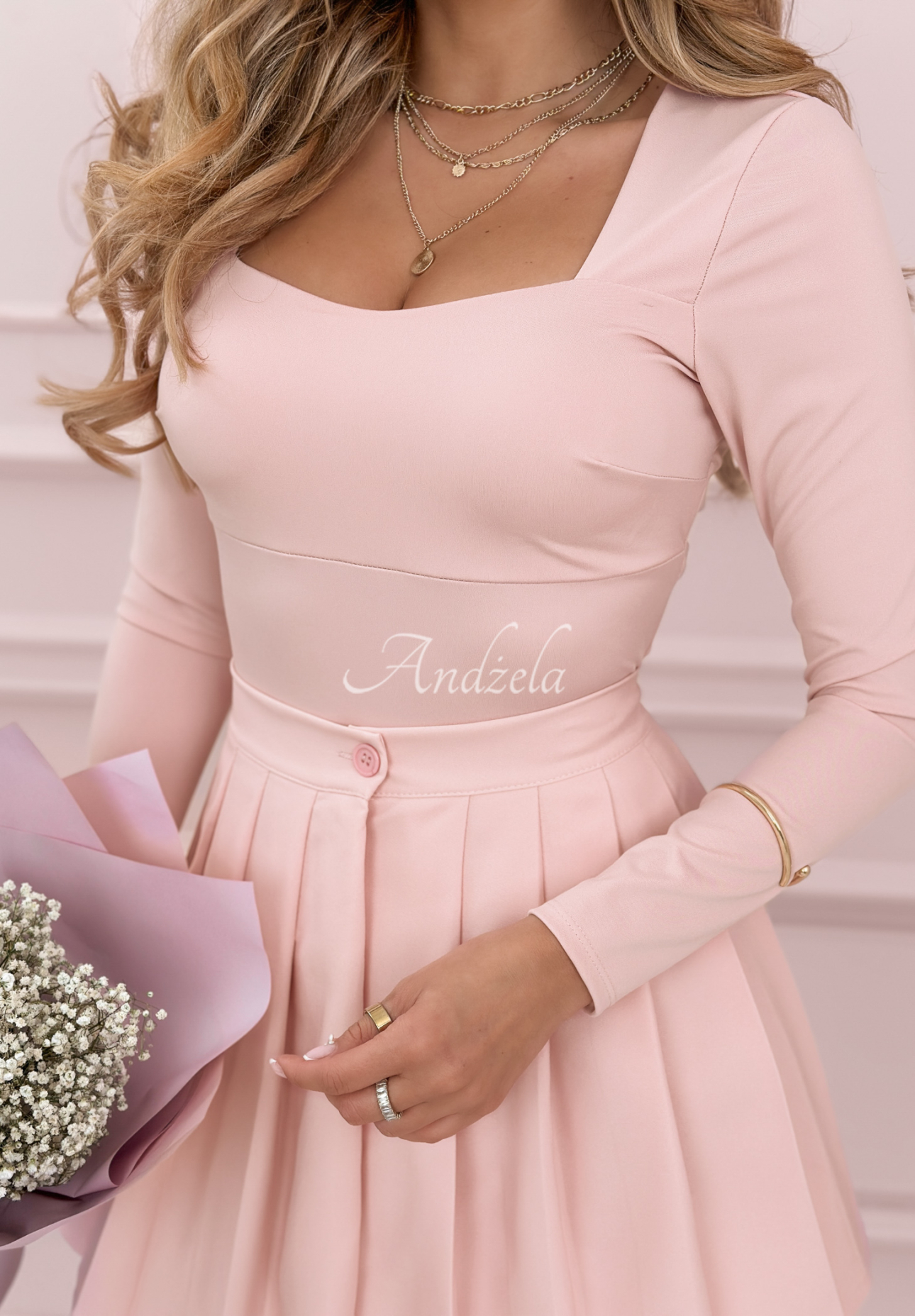 Body with neckline At Midnight powder pink