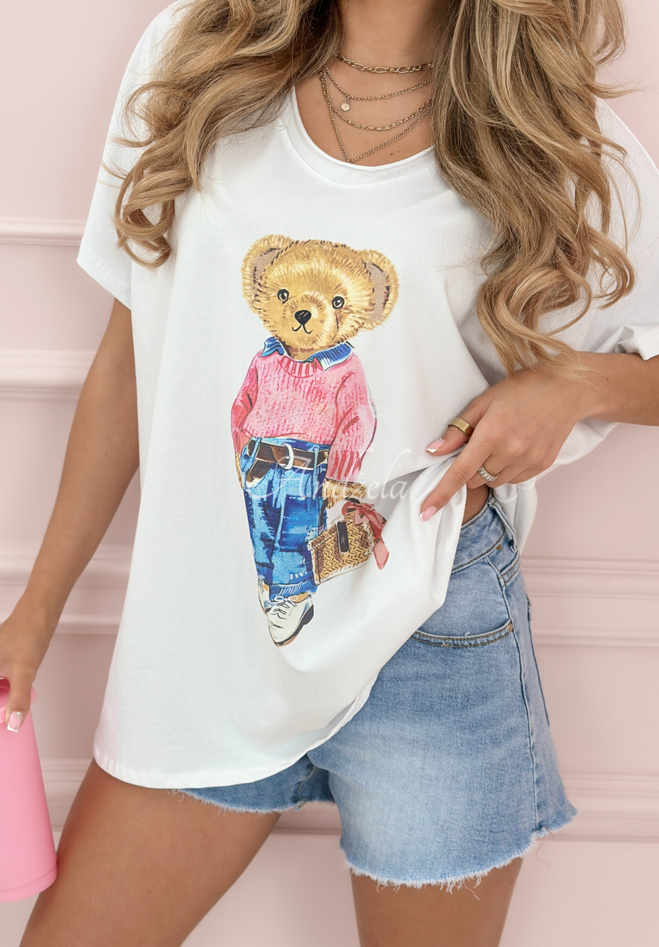 Bear Design white t-shirt