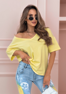 Bawełniany T-shirt oversize z dekoltem w serek Cascade bananowy